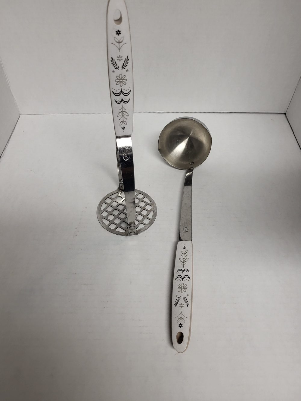 Vintage Flint Arrowhead Harvest Wheat Ladle & Potato Masher Stainless Steel